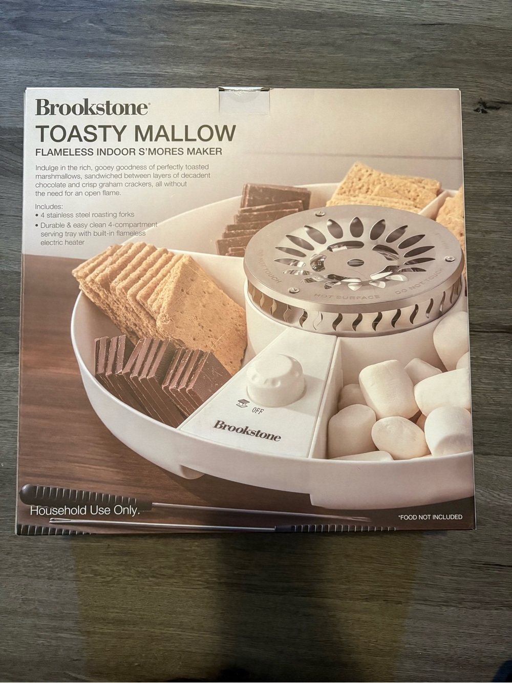 Brookstone Toasty Mallow Flameless Indoor S'mores Maker - White